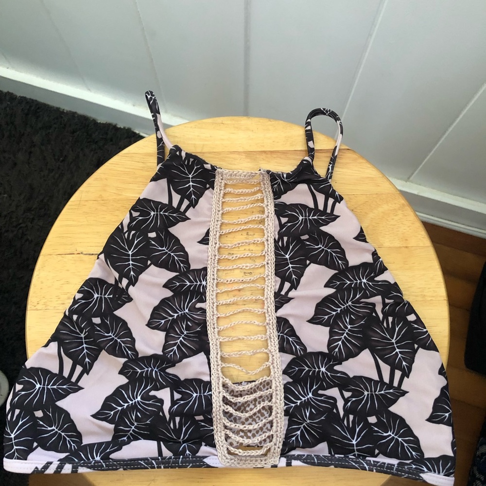 Acacia Malibu Top